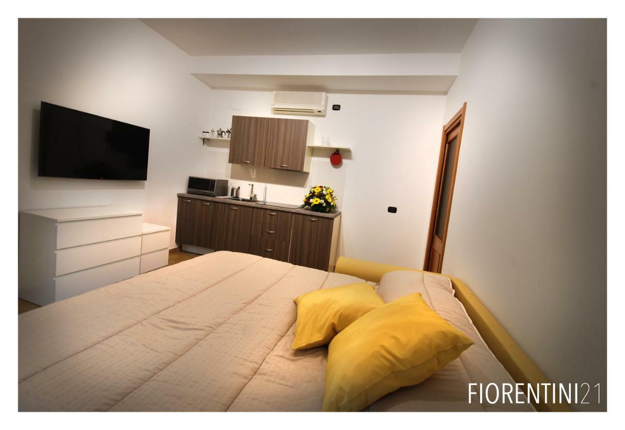 Fiorentini21 * Napoli